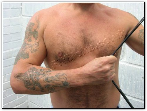 Chest Shoulders - Robin with his Bullworker X5
