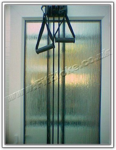 Closeup - Robin's SmartGYM door gym