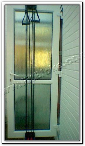 On Backdoor - Robin's SmartGYM door gym