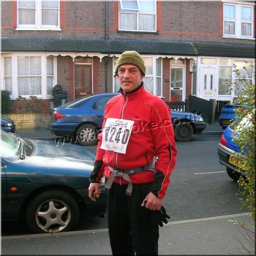 Watford Half Marathon, February 2006, photo 1 of 6